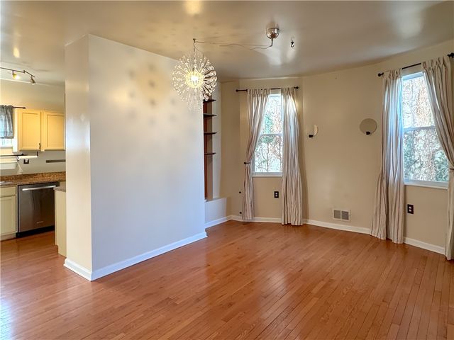 130 Prospect St, Avalon, PA 15202