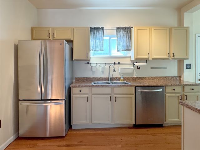 130 Prospect St, Avalon, PA 15202