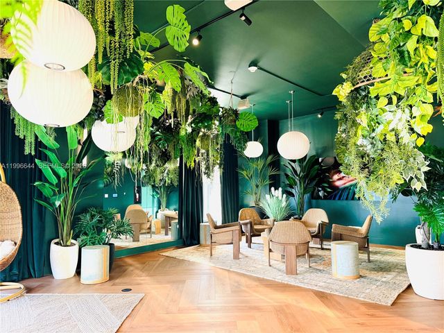 121 NE 5 St 901B, Miami, FL 33132