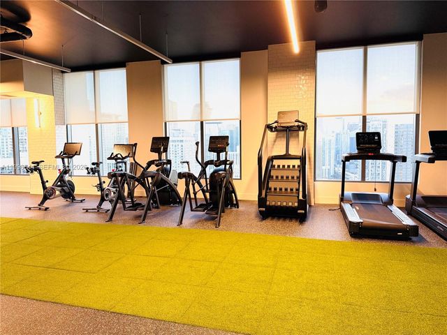 121 NE 5 St 901B, Miami, FL 33132