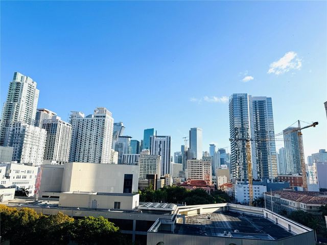 121 NE 5 St 901B, Miami, FL 33132