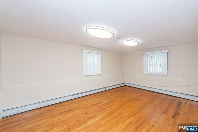 68 Mandeville Drive, Wayne, NJ 07470