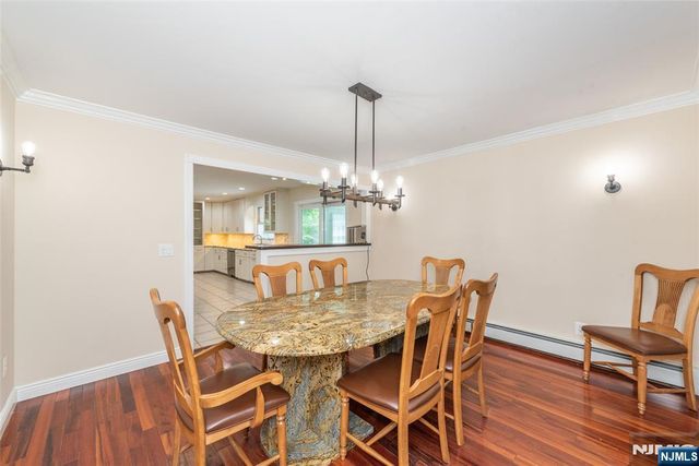 68 Mandeville Drive, Wayne, NJ 07470