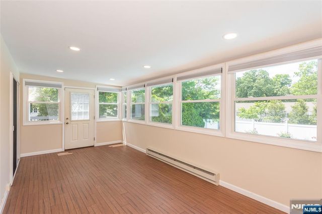 68 Mandeville Drive, Wayne, NJ 07470