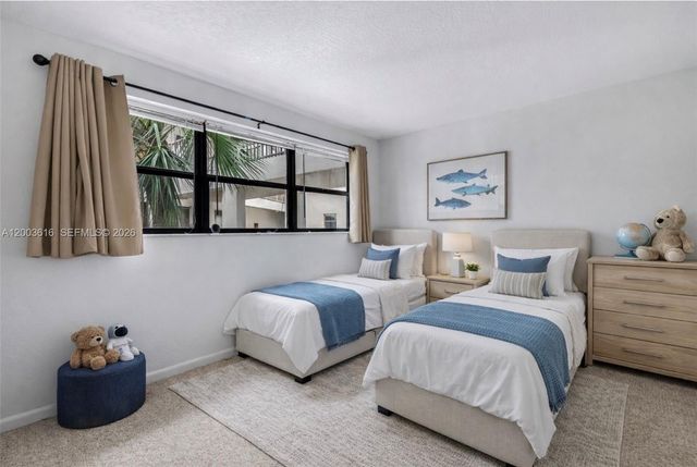 2322 S Cypress Bend Dr 311, Pompano Beach, FL 33069