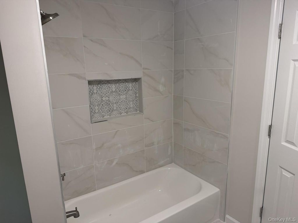 926 Hawkins Avenue, Lake Grove, NY 11755 — photo 5