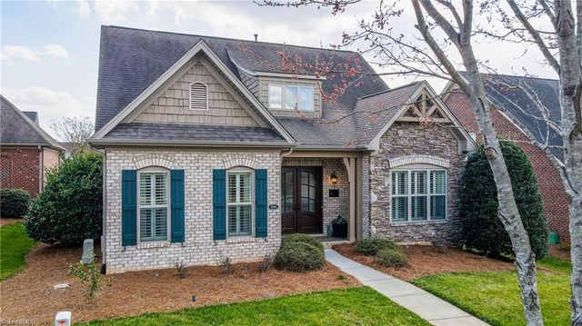 5584 Foxgate Circle, Winston-salem, NC 27106