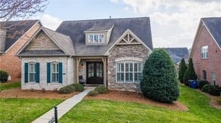 5584 Foxgate Circle, Winston-salem, NC 27106