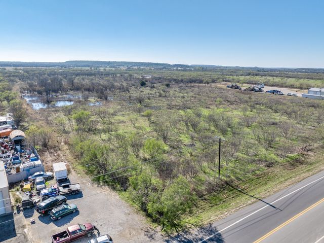 3100 MH 379, Mineral Wells, TX 76067