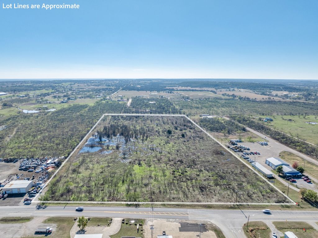 3100 MH 379, Mineral Wells, TX 76067