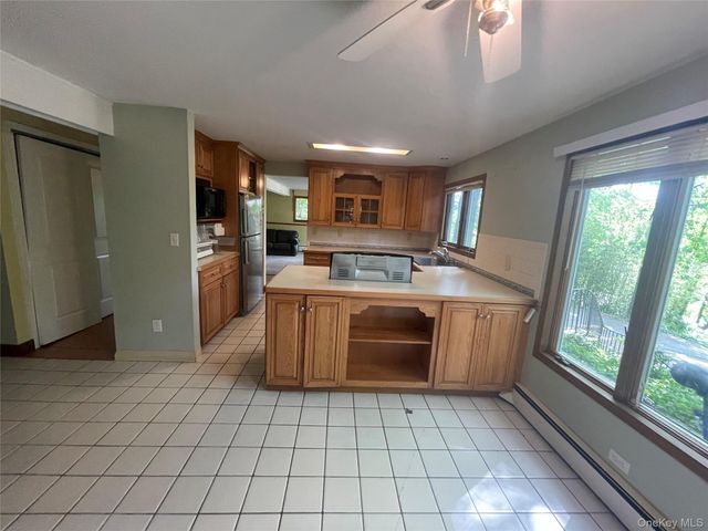 43 Valerie Court, Tuxedo Park, NY 10987