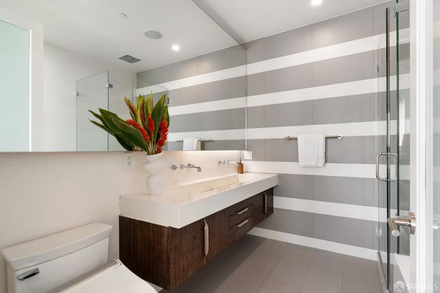 4121 Cesar Chavez Street 6, San Francisco, CA 94131