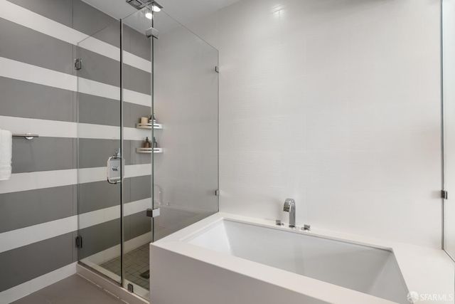 4121 Cesar Chavez Street 6, San Francisco, CA 94131