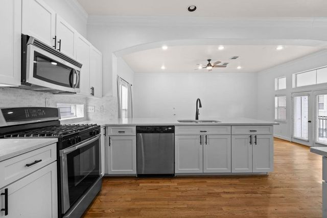 1128 W 26th Street, Houston, TX 77008
