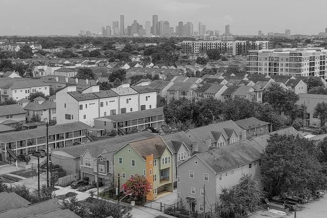 1128 W 26th Street, Houston, TX 77008
