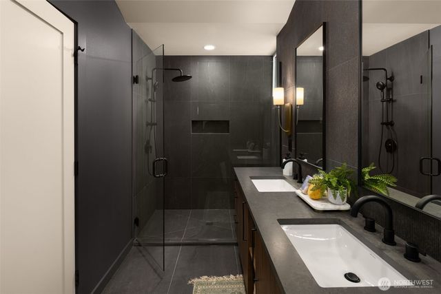 14031 Densmore Avenue N, Seattle, WA 98133