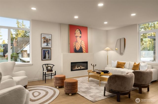 14031 Densmore Avenue N, Seattle, WA 98133