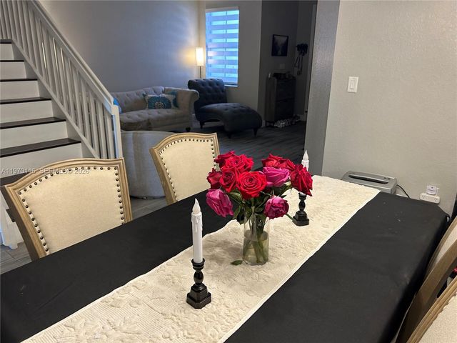 10371 W 33rd Ct, Hialeah, FL 33018