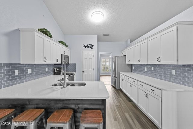 15730 JIM Court, Jacksonville, FL 32218