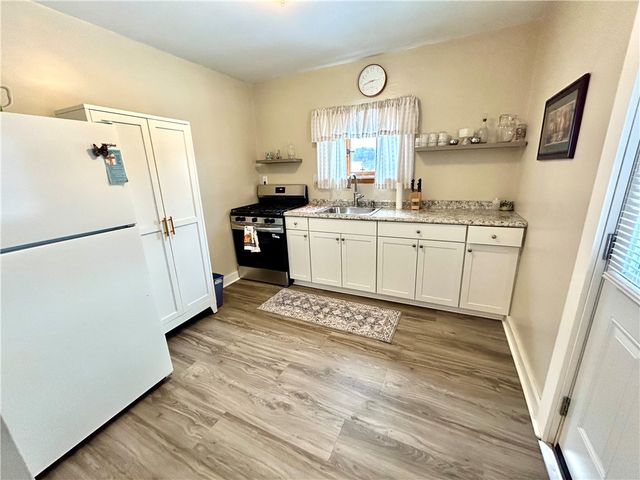 428 5th Street, California, PA 15419