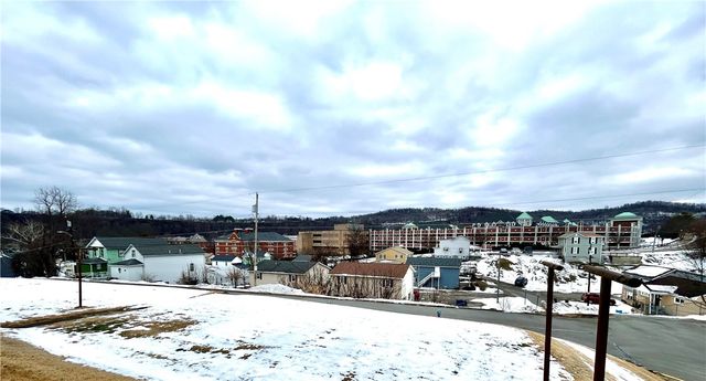 428 5th Street, California, PA 15419