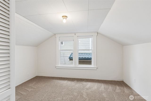 4220 Francis Avenue N, Seattle, WA 98103