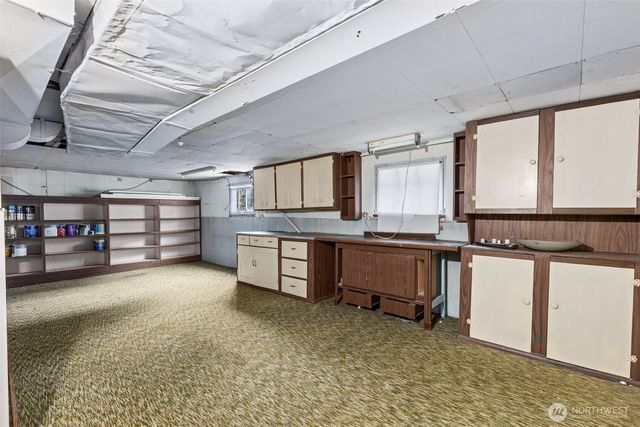 4220 Francis Avenue N, Seattle, WA 98103