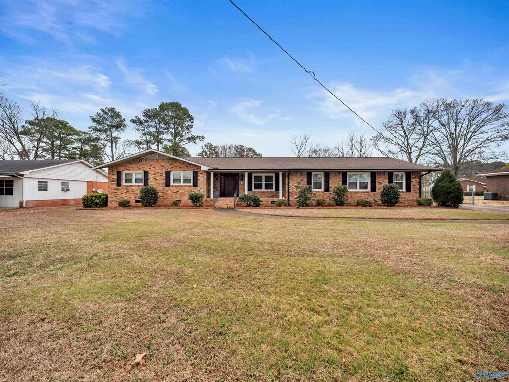 715 Stephens Street, Boaz, AL 35956