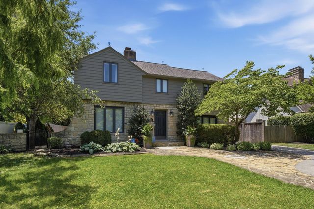 2281 Northwest Boulevard, Columbus, OH 43221