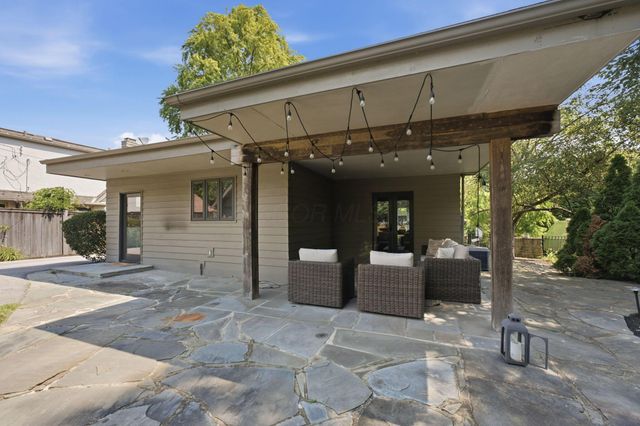 2281 Northwest Boulevard, Columbus, OH 43221