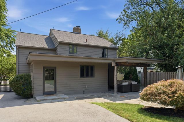 2281 Northwest Boulevard, Columbus, OH 43221