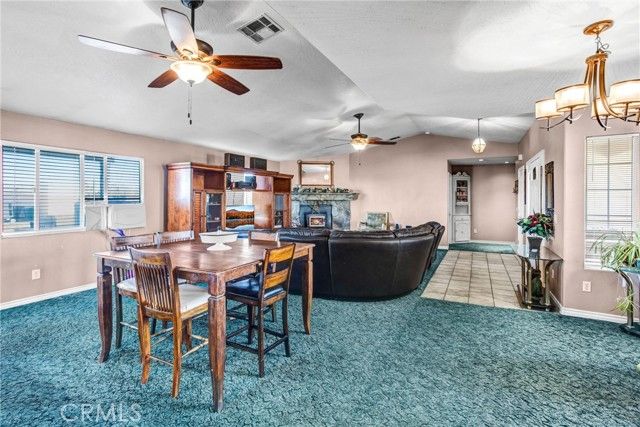 10439 Mesa, Oak Hills, CA 92344