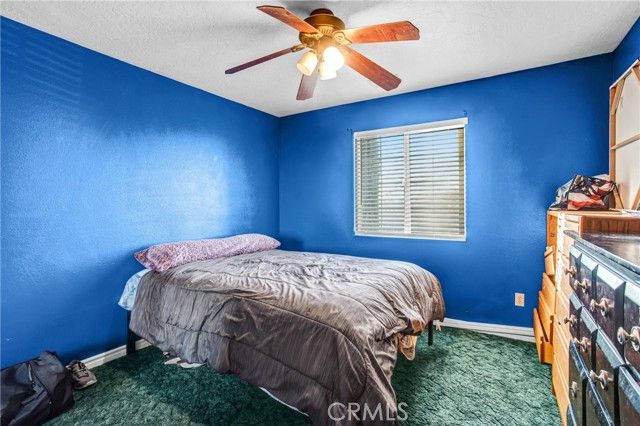 10439 Mesa, Oak Hills, CA 92344