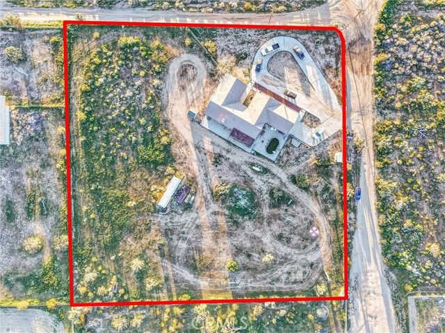 10439 Mesa, Oak Hills, CA 92344