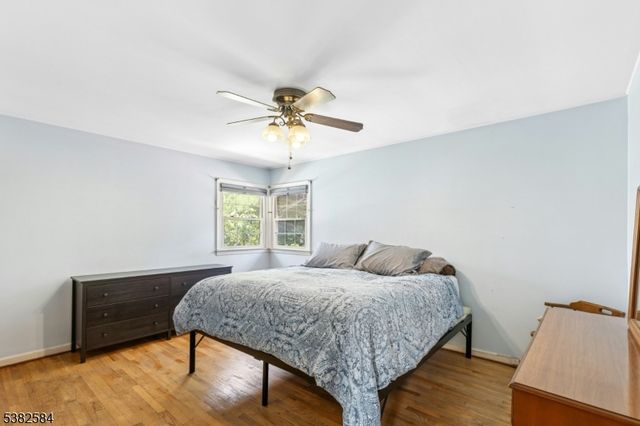 591 Harris Dr, Rahway City, NJ 07065