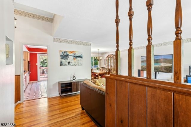 591 Harris Dr, Rahway City, NJ 07065