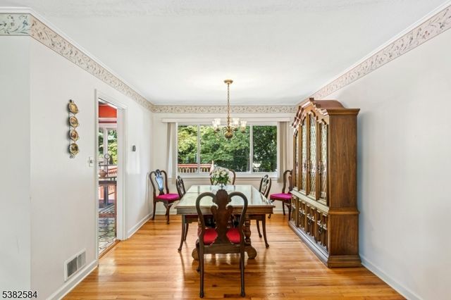 591 Harris Dr, Rahway City, NJ 07065
