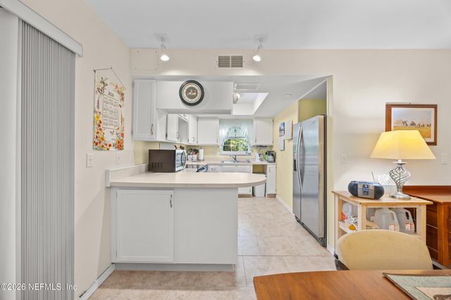 327 GREENCASTLE Road 54, Jacksonville, FL 32225