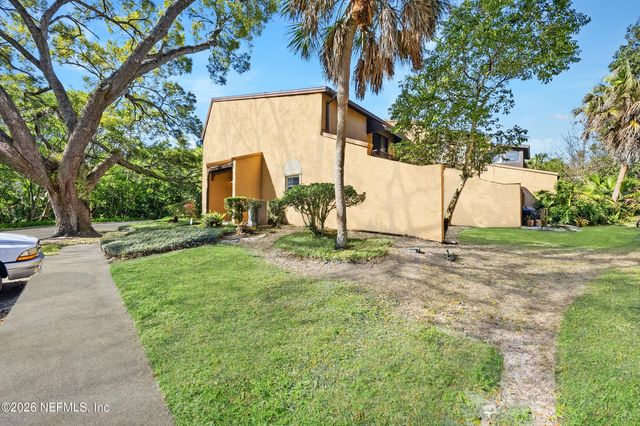 327 GREENCASTLE Road 54, Jacksonville, FL 32225