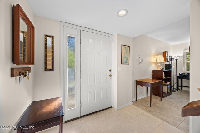 327 GREENCASTLE Road 54, Jacksonville, FL 32225