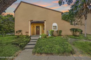 327 GREENCASTLE Road 54, Jacksonville, FL 32225