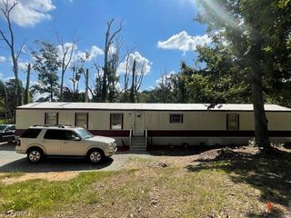 3857 S NC Highway 150, Lexington, NC 27295