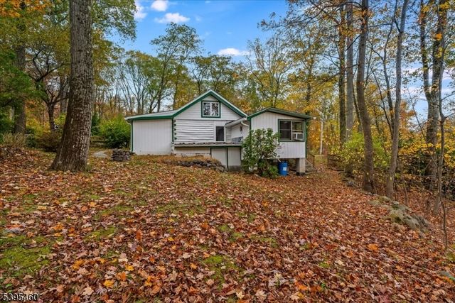 75 Upper Hibernia Road, Rockaway Twp., NJ 07866