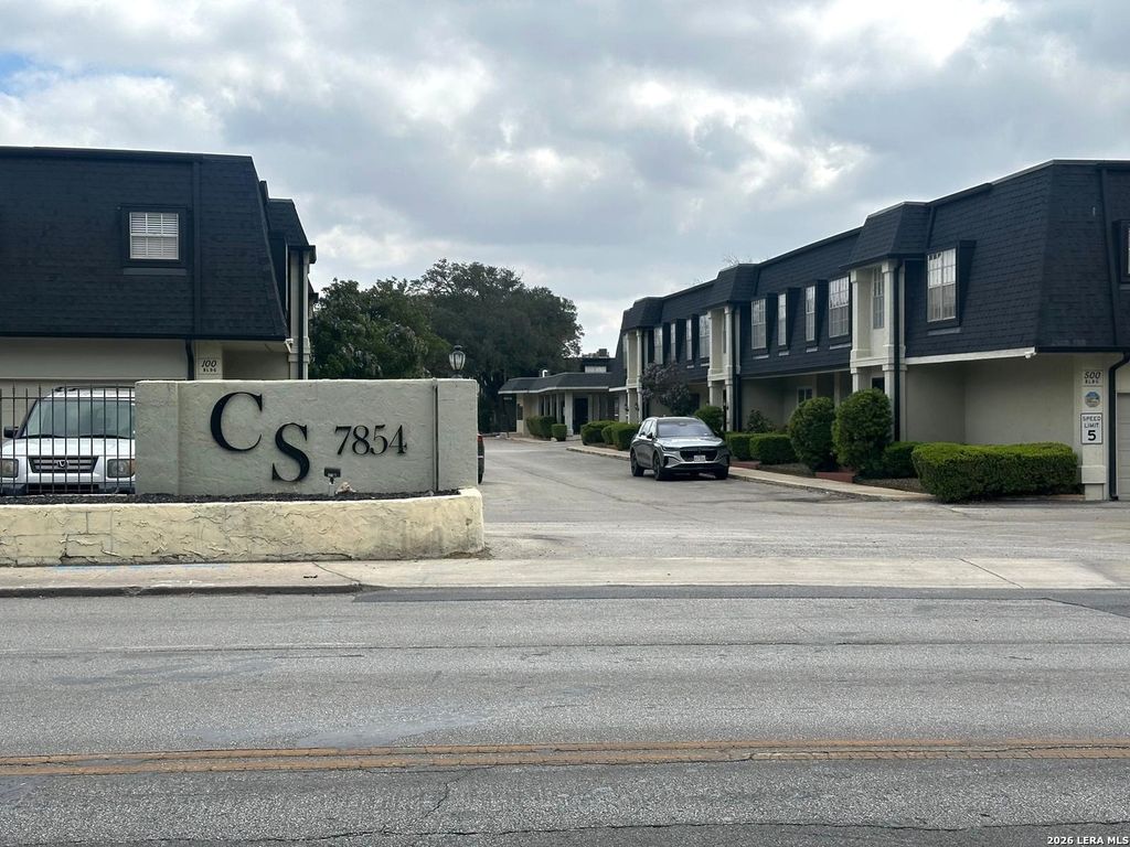 7834 Broadway Apt 304, San Antonio, TX 78209