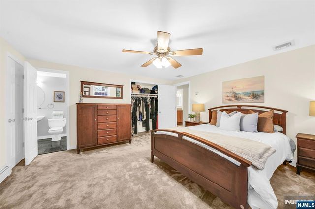 68 Fieldstone Place, Wayne, NJ 07470