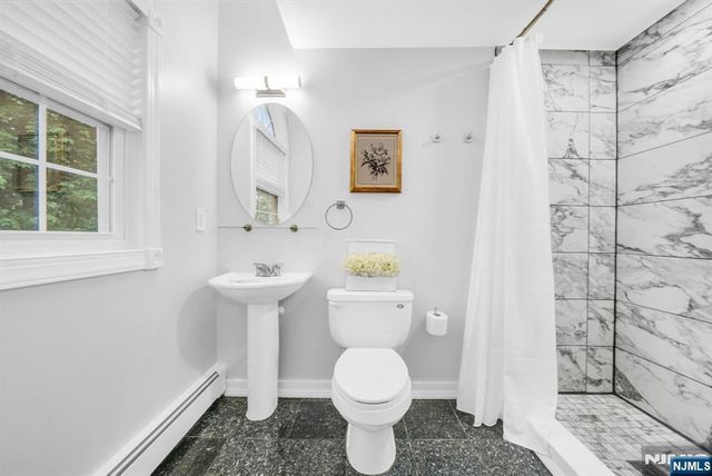 68 Fieldstone Place, Wayne, NJ 07470