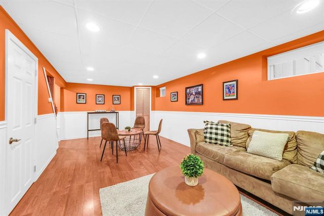 68 Fieldstone Place, Wayne, NJ 07470