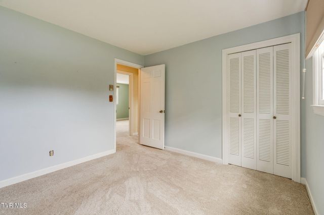 316 Claymore Drive, Kingsport, TN 37663