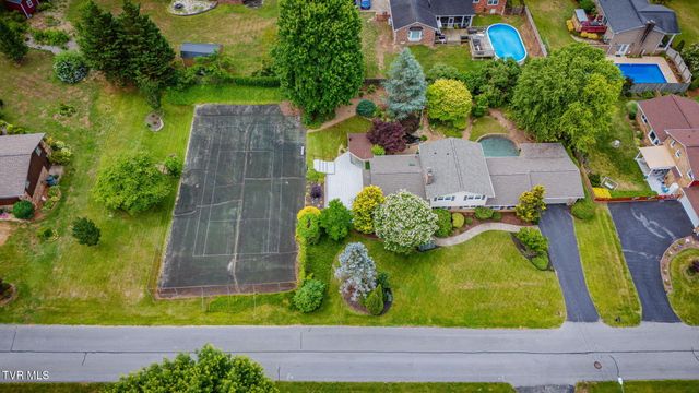 316 Claymore Drive, Kingsport, TN 37663