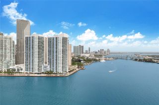 848 Brickell Key Dr 2702, Miami, FL 33131